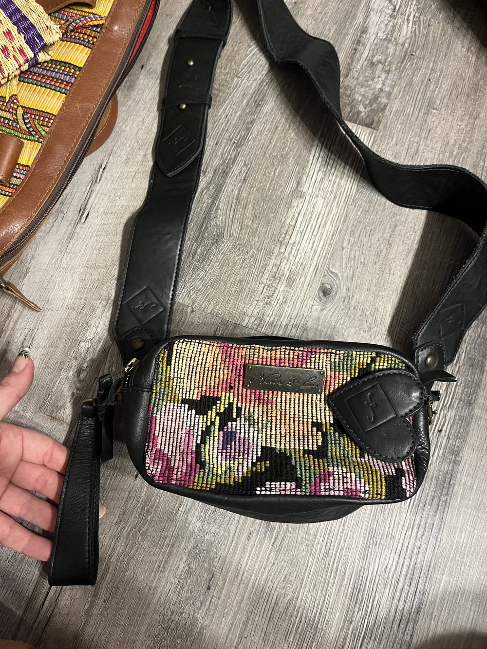 Nena And Co Crossbody black Leather